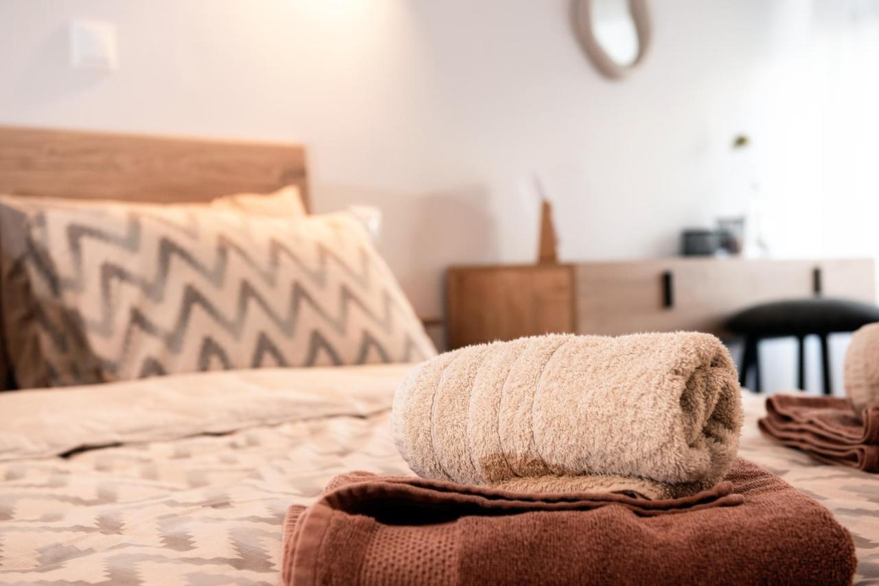 Aelia 110 Sq.M. Luxury Apartment นาฟปลิโอ ภายนอก รูปภาพ